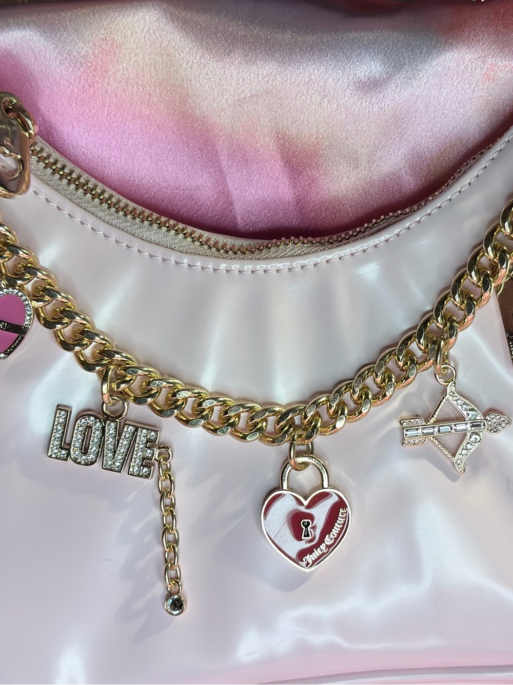 New w Tag Exclusive Juicy Couture Light Pink purse w Gold Chain and Charms